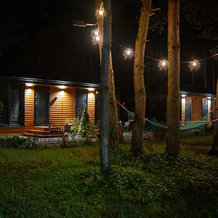 Wypoczynkowa Osada Caloroczne Ogrzewane 700m Od Suntago بيت للعطل